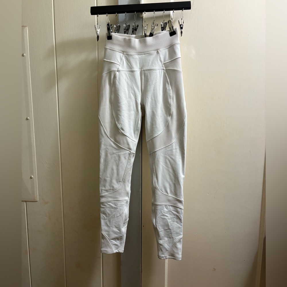 EUC Lululemon Special Edition Pants